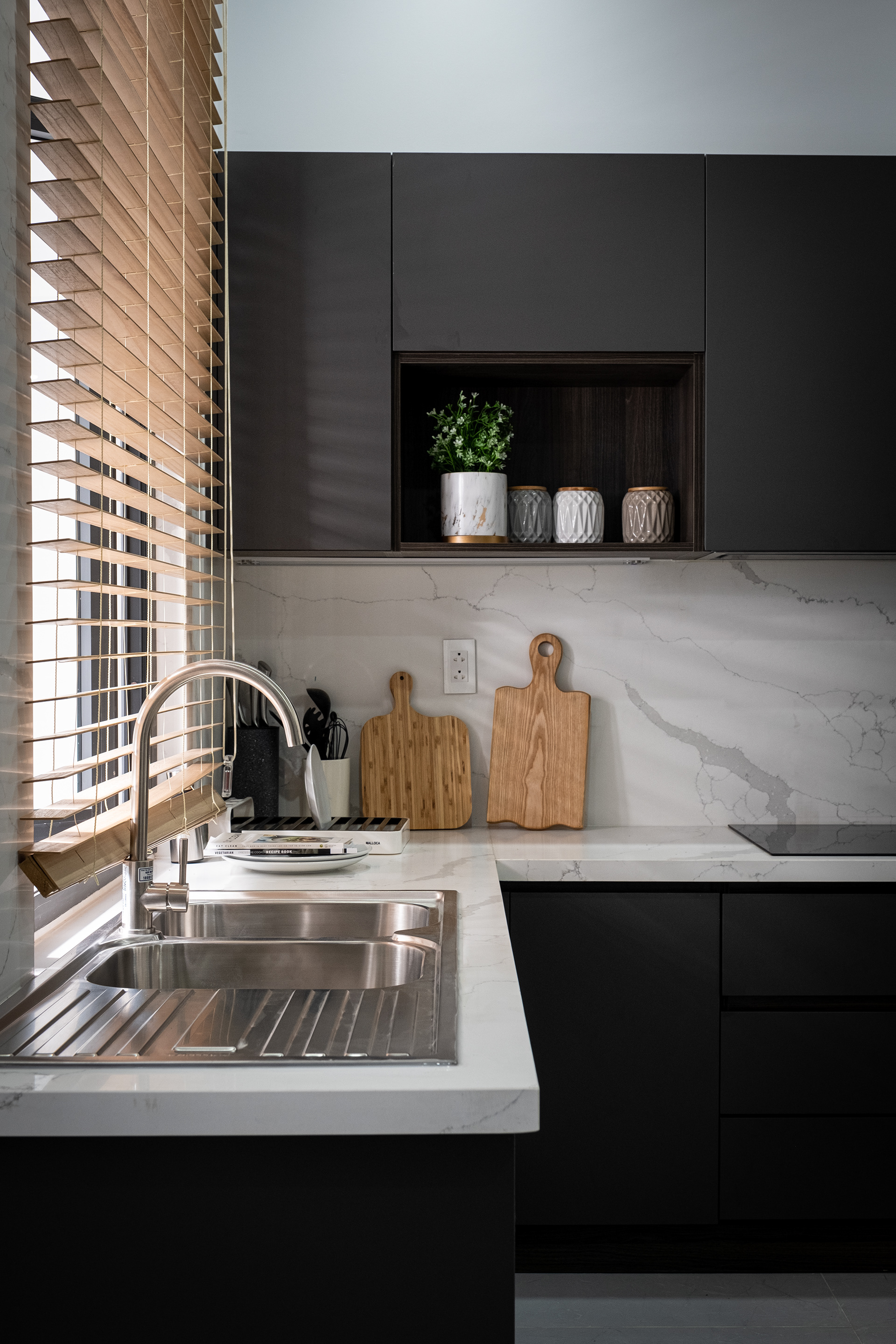 HOME STYLING / THE SOL CITY - NPLK TRUNG HOA-9