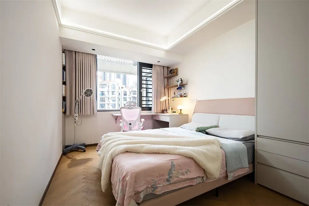 深圳30万打造180平深灰现代简约风教科书！无主灯+原木大理石客厅封神-48