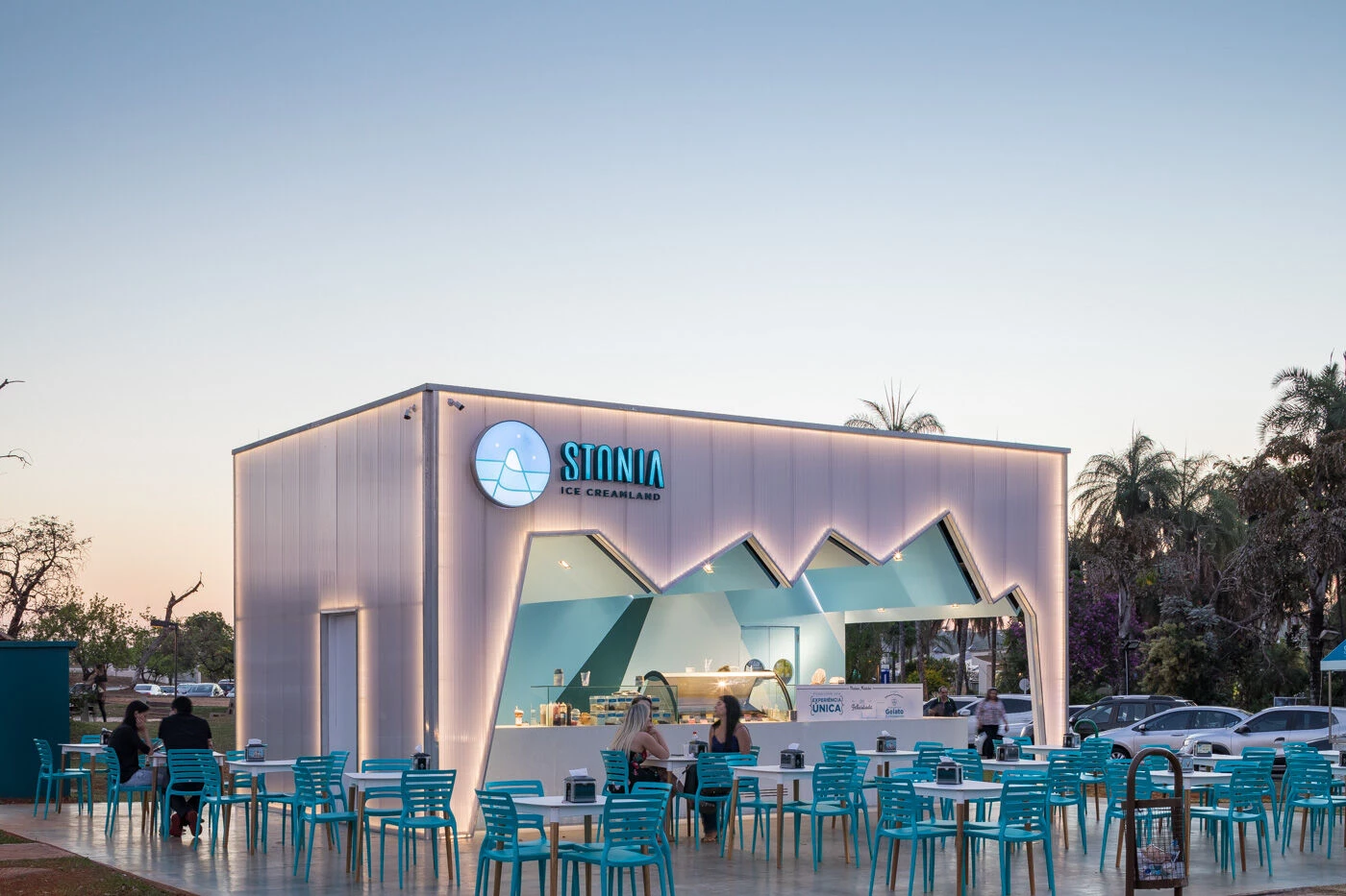 巴西 STONIA ICE CREAMLAND 餐厅丨mínimo arquitetura e design-21