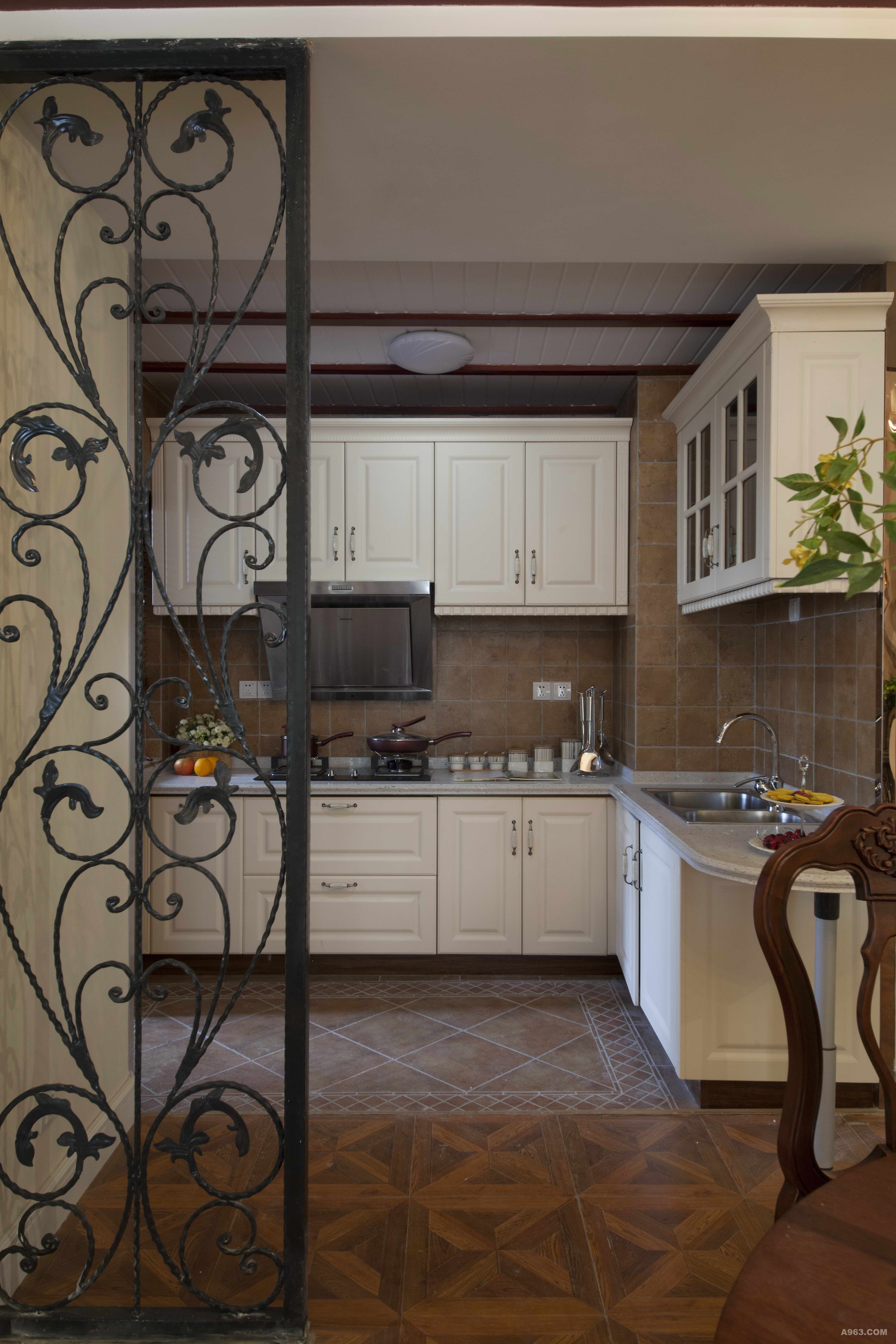 四川德阳希望玫瑰公馆B1户型样板房-10