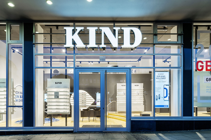 "KIND Flagshipstore Hamburg Eppendorf | 展示全新设计理念的视听光学旗舰店"-10