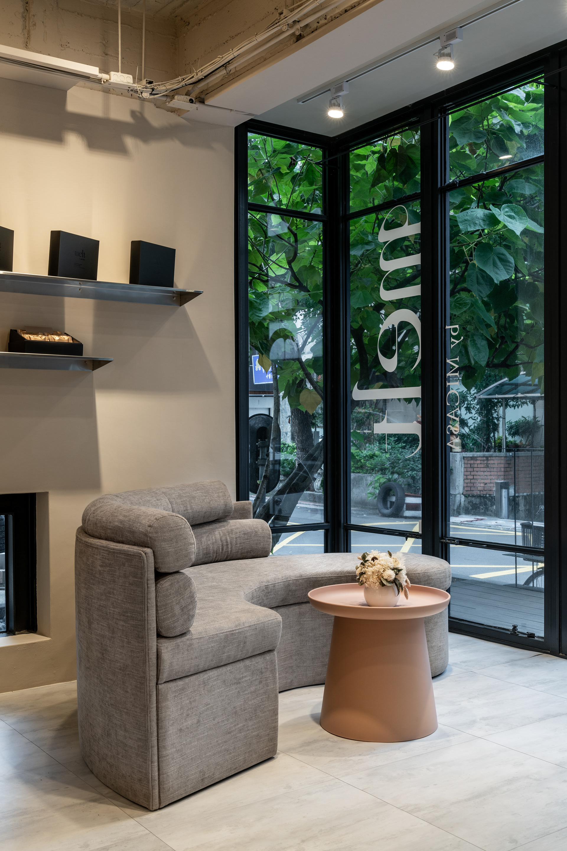 melt 品牌形象,空间设计丨生活起物 googoods design-13