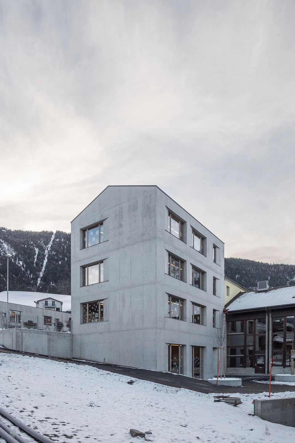 里德布里格学校丨瑞士丨COMAMALA ISMAIL-9