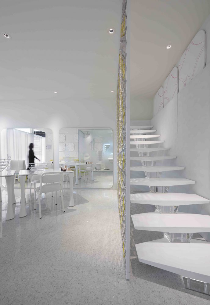 HEARTu2019S APARTMENTS for art - business - mountain - sea | Simone Micheli Architectural Hero-9