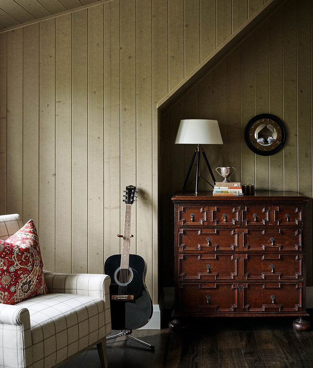 加拿大温馨湖畔别墅 | 蓝色厨房与精美纺织艺术-15