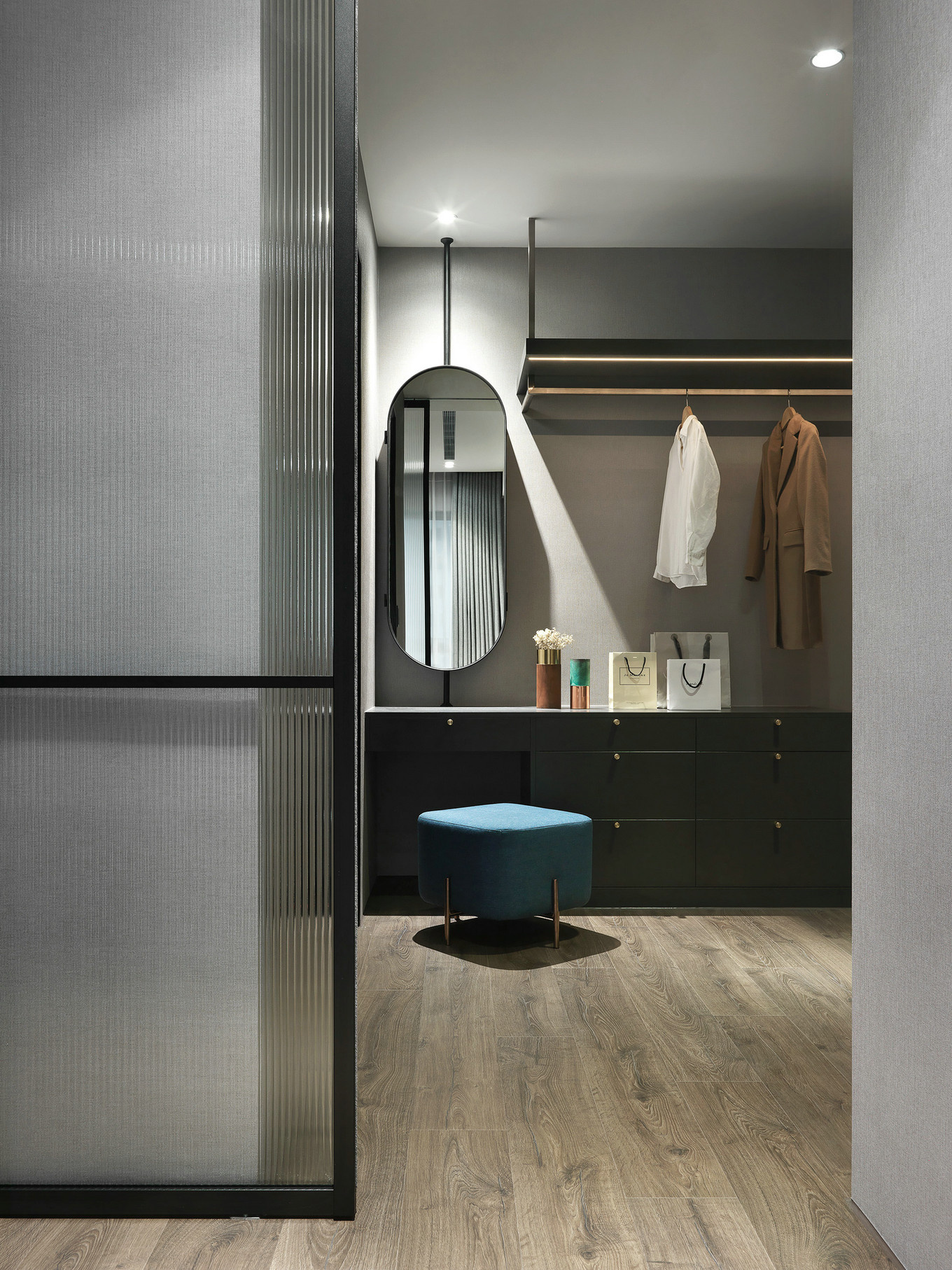 现代简约设计，让你心动的舒适之家-17