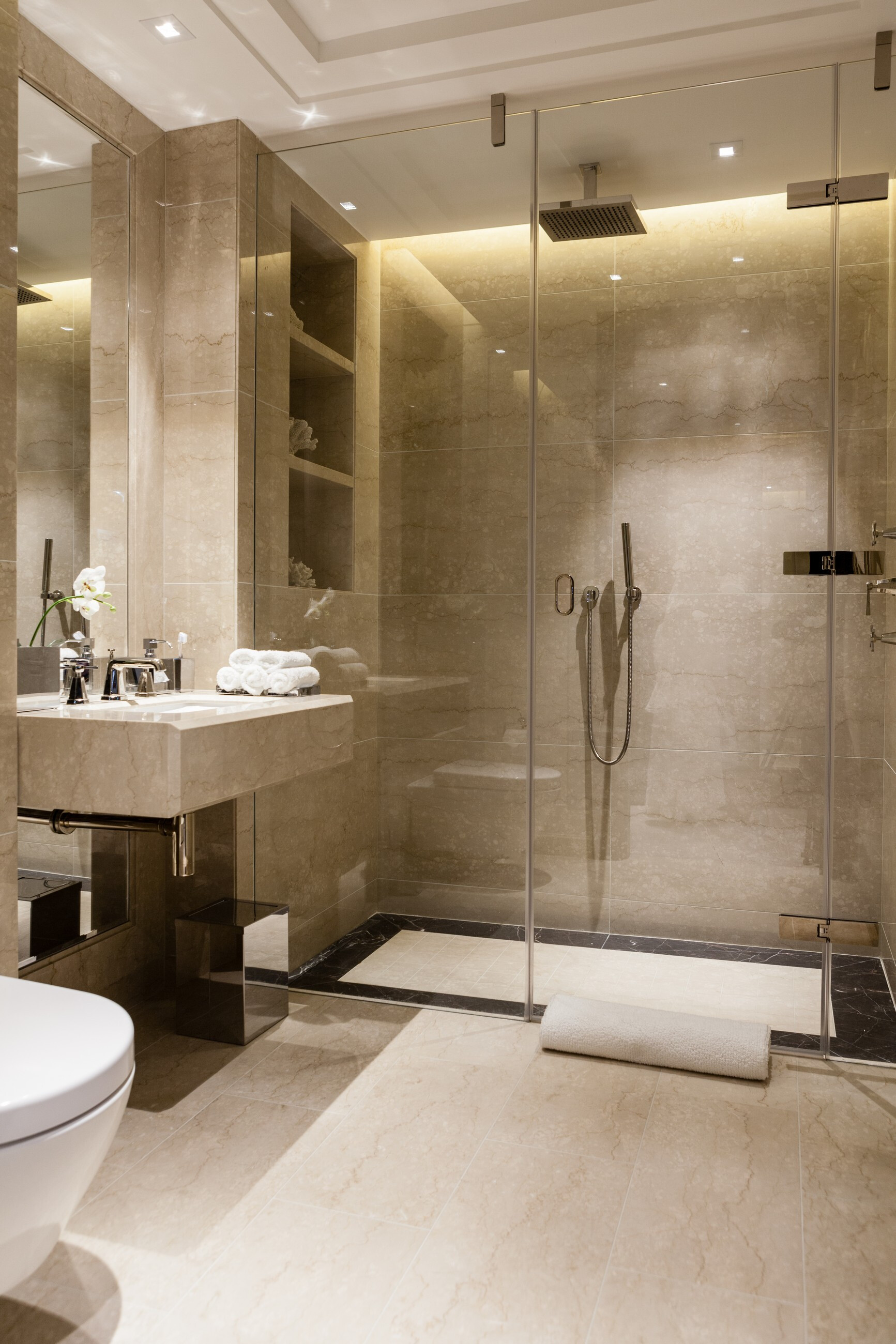 伦敦贝利维亚豪华公寓-18