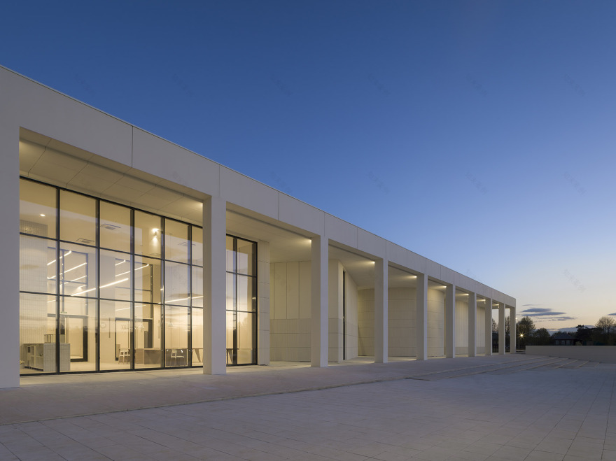 ZOYA博物馆,莫斯科 / Architectural buro A2M-94