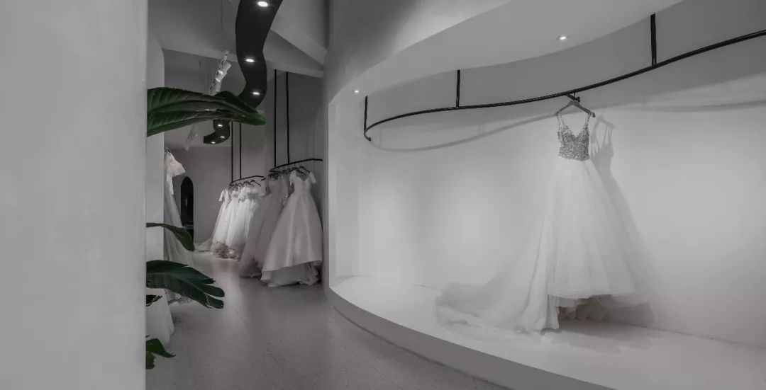 曲线之美,MIN.D 打造的 ULI.BRIDE 展示空间-47