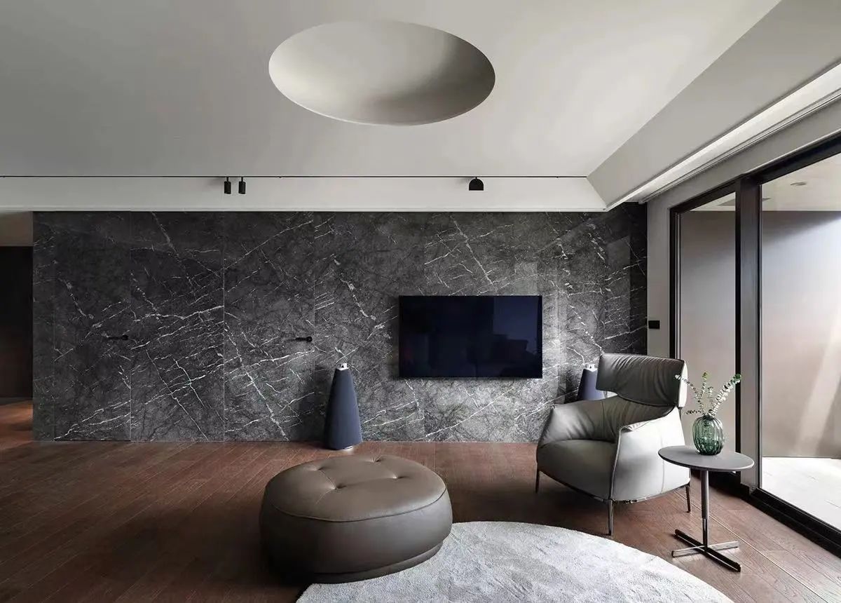 台中 132㎡灰棕色调住宅丨中国台中丨分子设计工作室-6