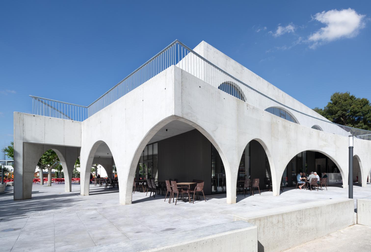 西班牙 Zaragoza 的绿色社交餐厅设计丨José Romero-21