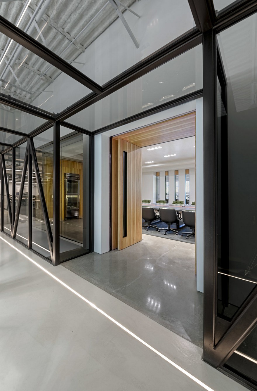 Uber Advanced Technologies Group Center / Assembly Design Studio-14