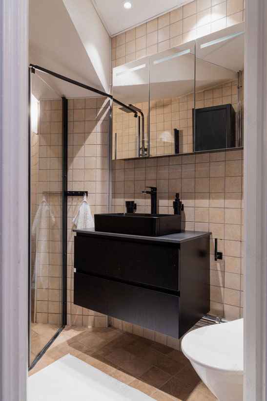 斯德哥尔摩优雅一层公寓设计-16