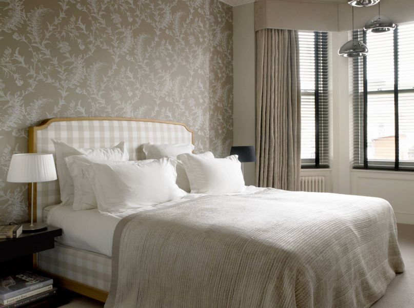 20 Ways Bedroom Wallpaper Can Transform the Space-7