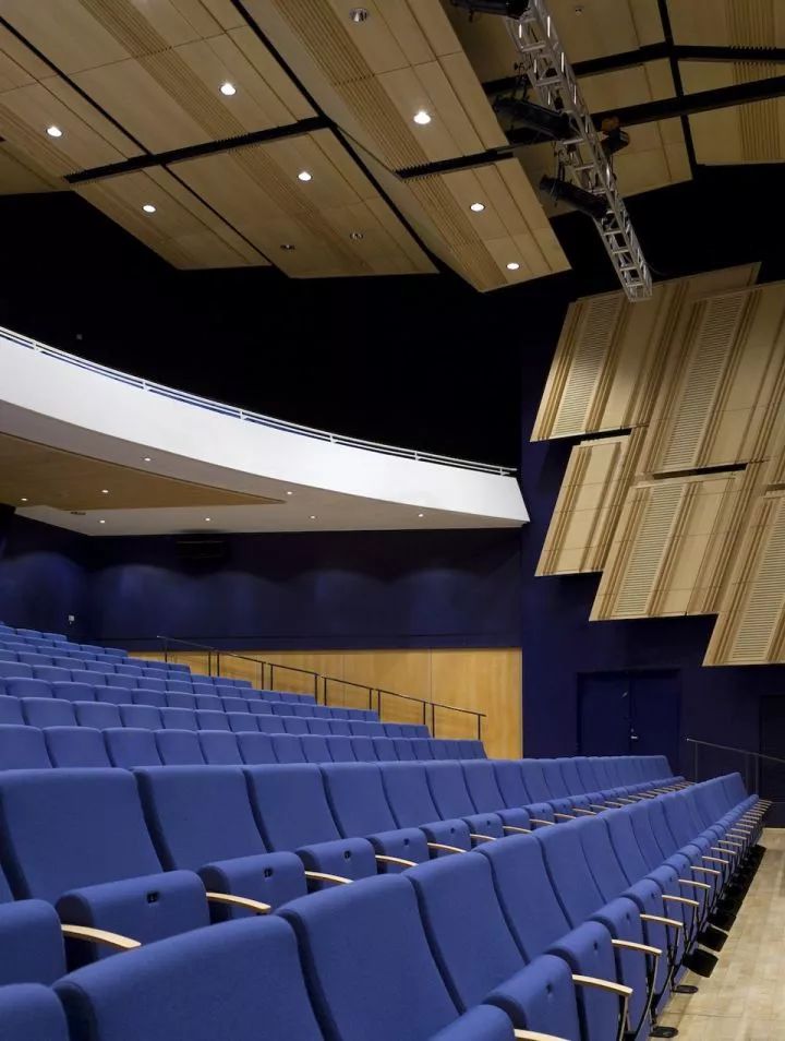 经典蓝串联的两个文化项目 | 威斯敏斯特城市学院与格陵兰 Katuaq 文化中心-32