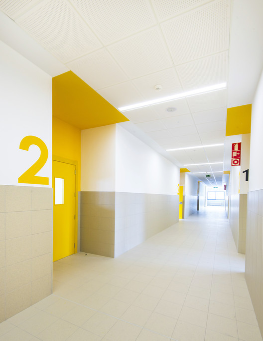 维托利亚校园建筑,室内设计注重用户适应性-37