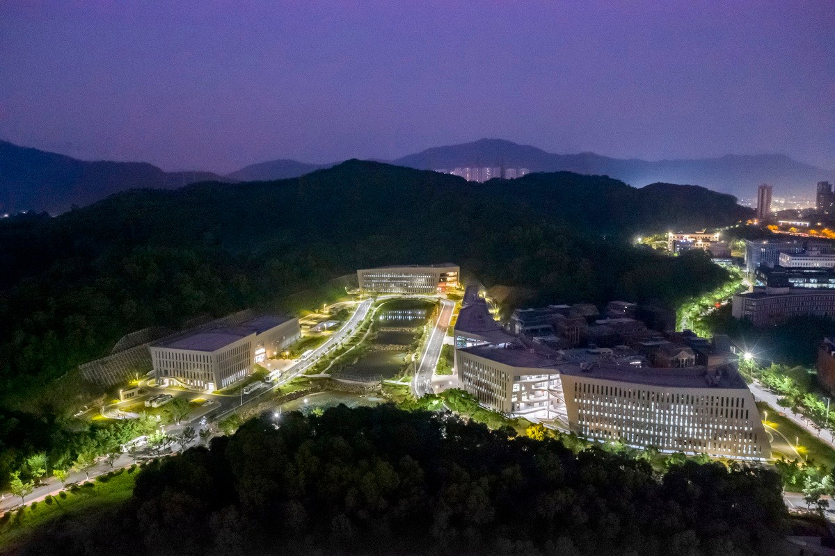 广州网易总部办公楼 建筑设计丨中国广州丨东意建筑-35