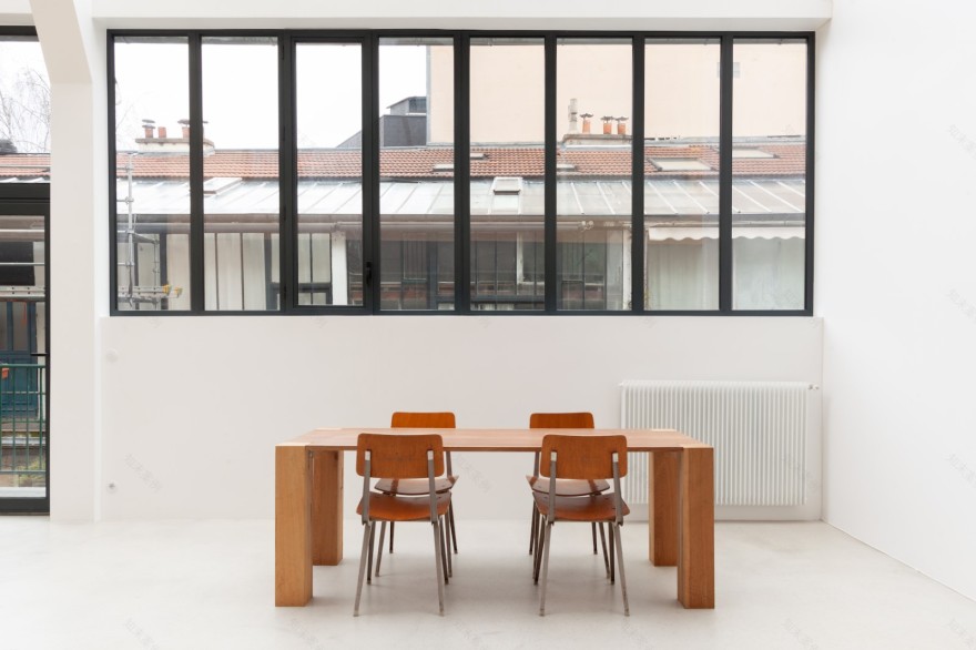 巴黎 Compans 极简住宅-1