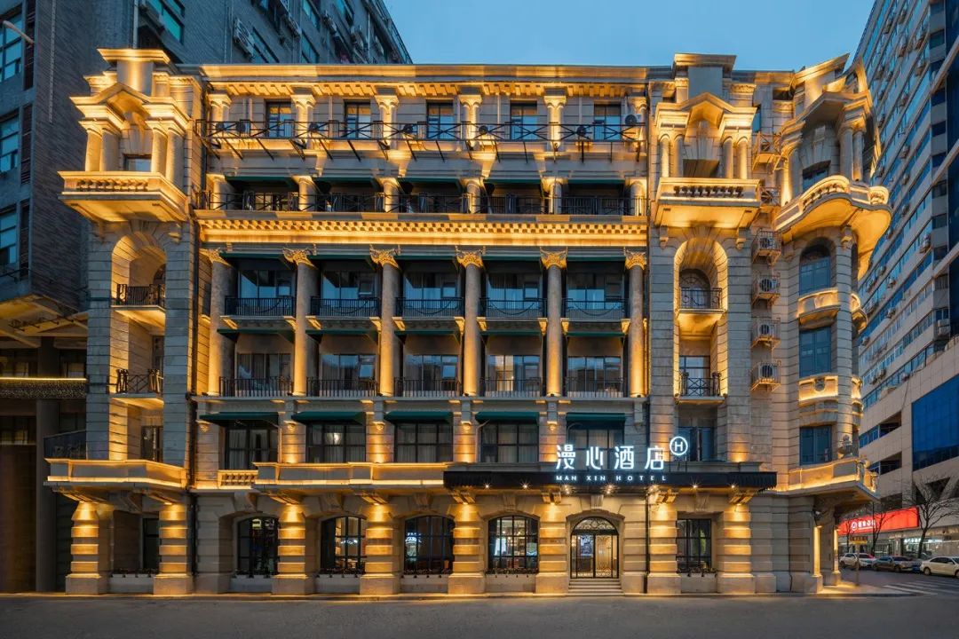 武汉汉口江滩保安洋行·漫心府丨中国武汉丨黑十设计-19