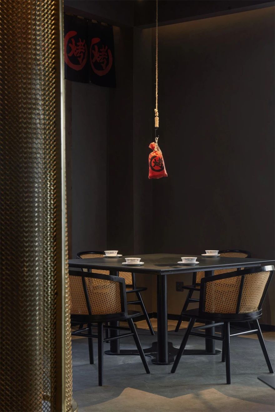 万州小舅母子烤鱼餐厅天生城总店丨中国重庆丨深圳市本来空间艺术设计有限公司-13