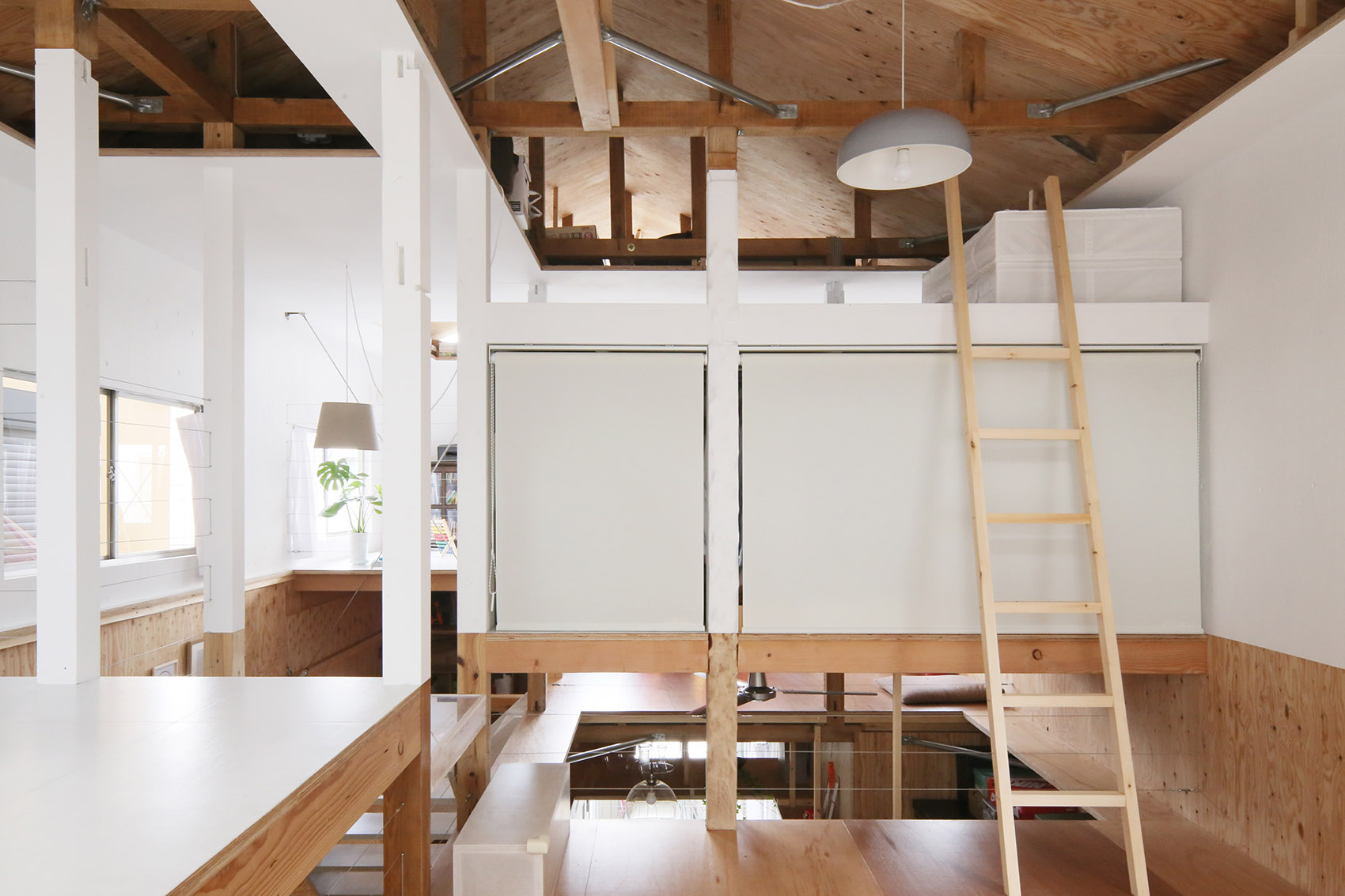 “从天花到地板”住宅丨日本东京丨河内建築設計事務所-14