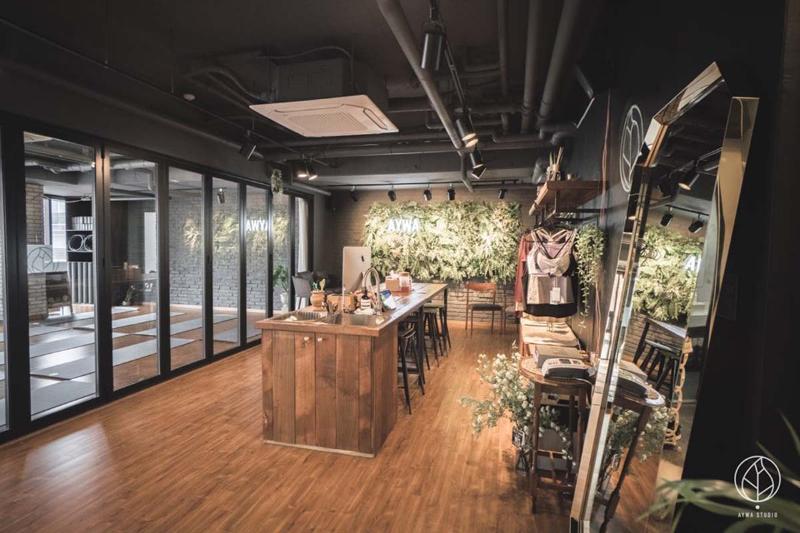 温暖舒适，瑜伽工作室的温馨室内设计-3