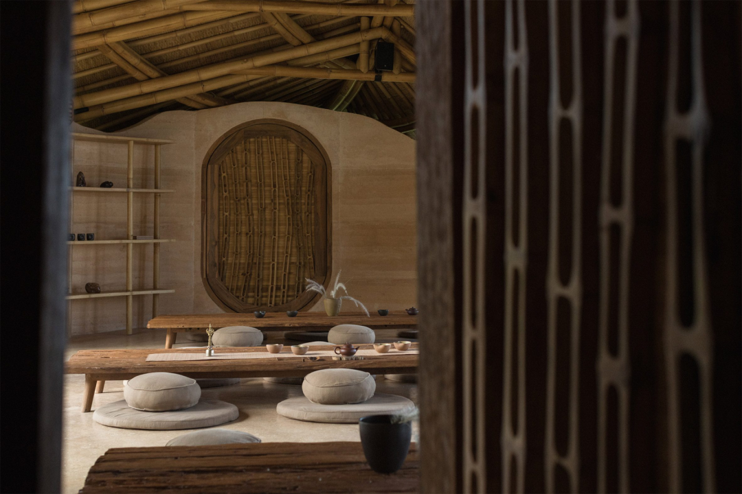 巴厘岛悬崖上的竹屋（Intaaya健康静修之所）丨Pablo Luna Studio-22