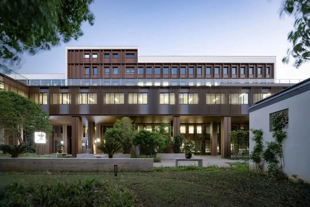 【AT】浙大院作品丨山水志趣融于市井——绍兴市中医院改扩建工程-40