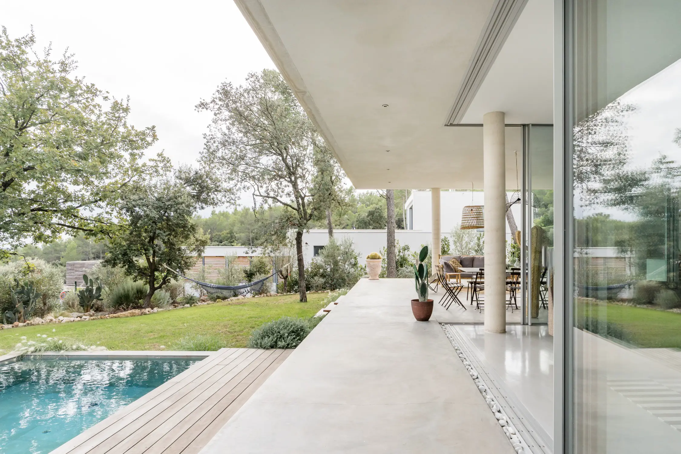 法式别墅设计，完美融合自然景观-37