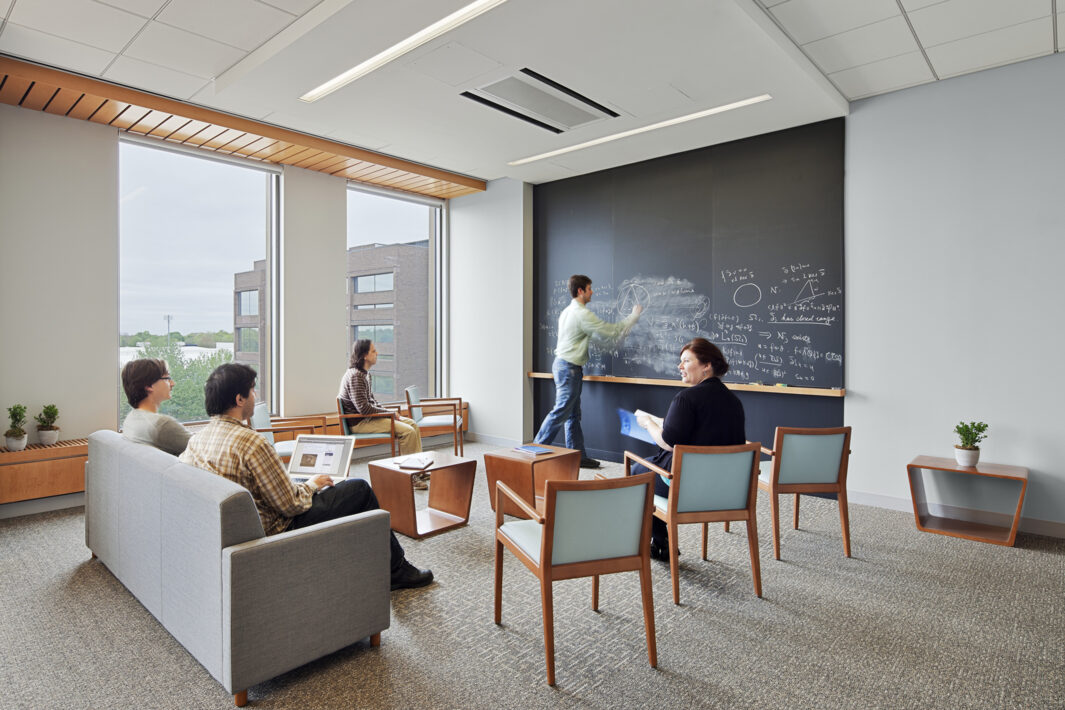 Stony Brook University: Simons Center for Geometry & Physics - Perkins Eastman-4