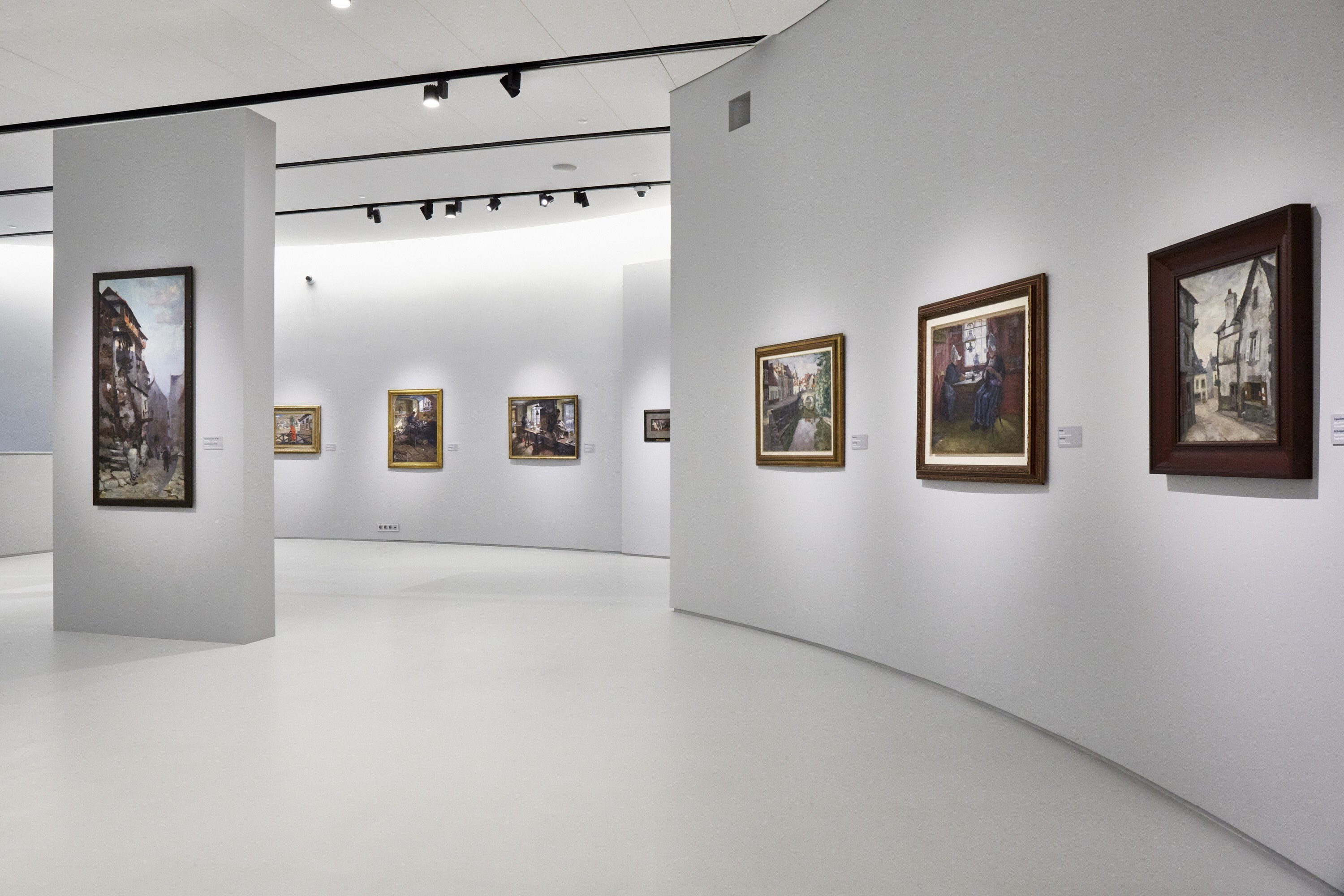 莫斯科布尔什维克工厂的华丽变身-24