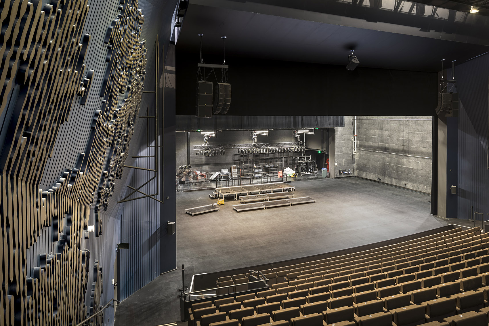 Beauvaisis剧院丨法国丨The atelier AJC-50