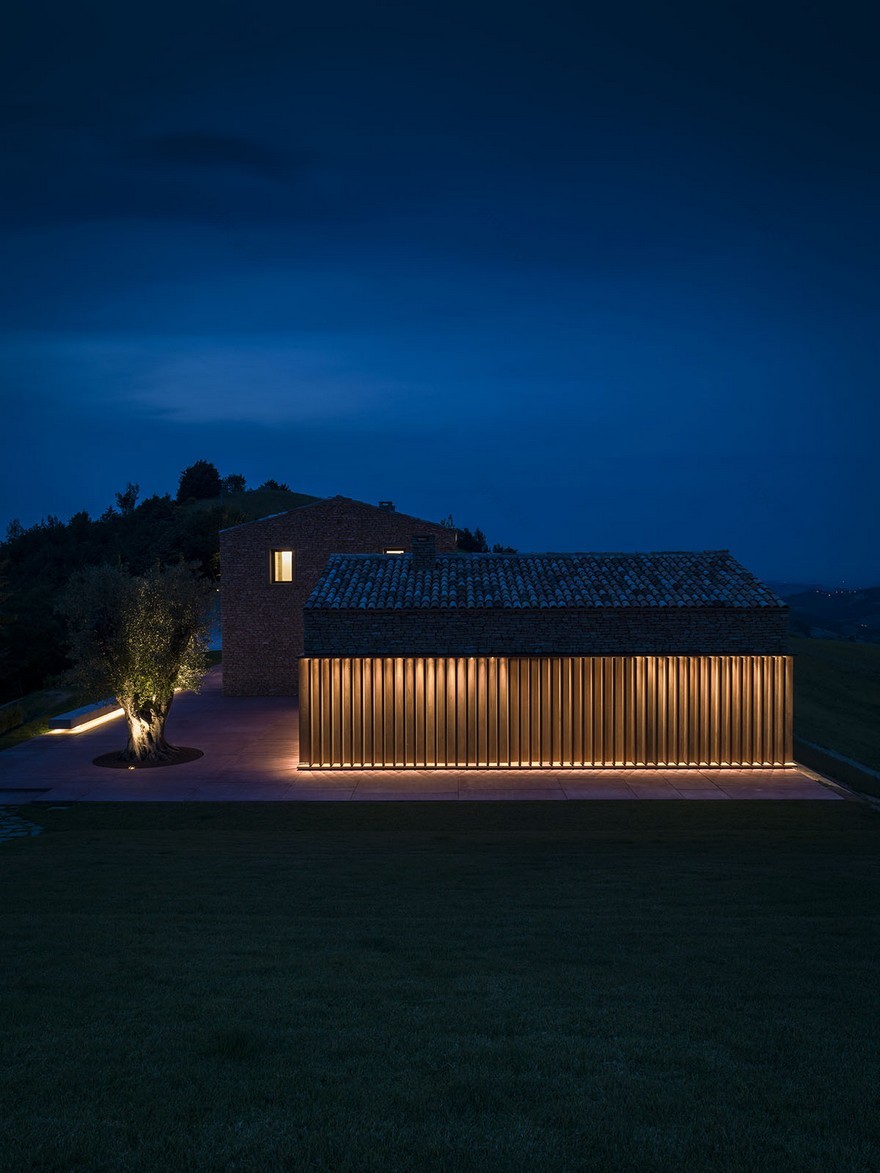This Italian Stone House Celebrates Vernacular Architecture in a Modern Way-28