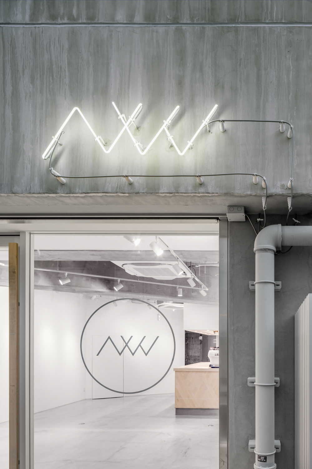 东京小画廊咖啡馆-9