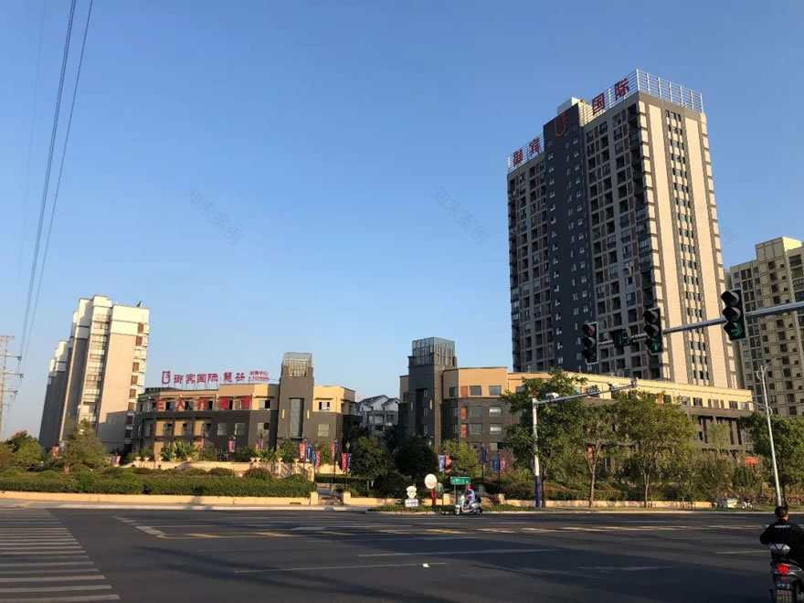 黄山御宾国际小区-16