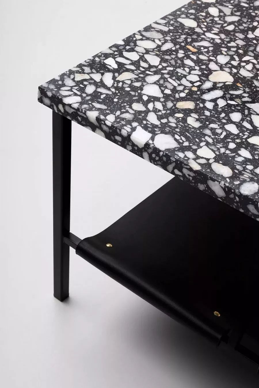 水磨石与黄铜 打造高级感家居-8