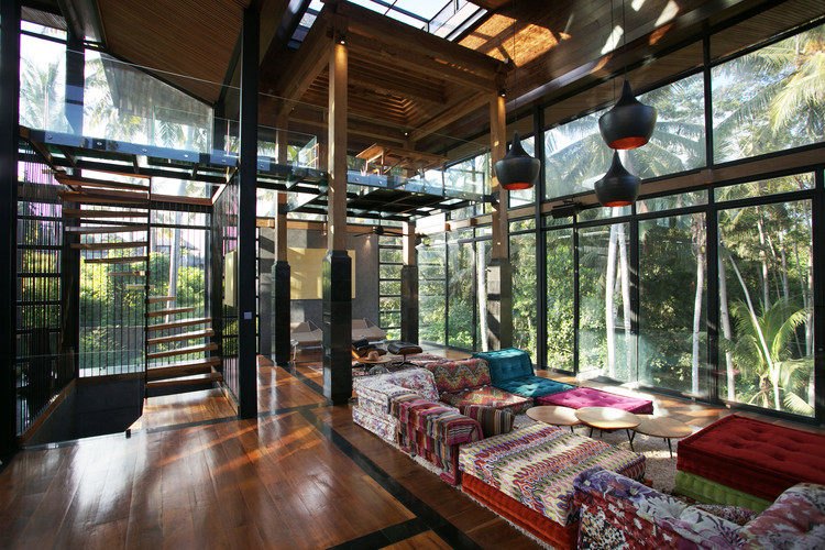 印尼 Ubud 丛林中的现代传统交融之家-7