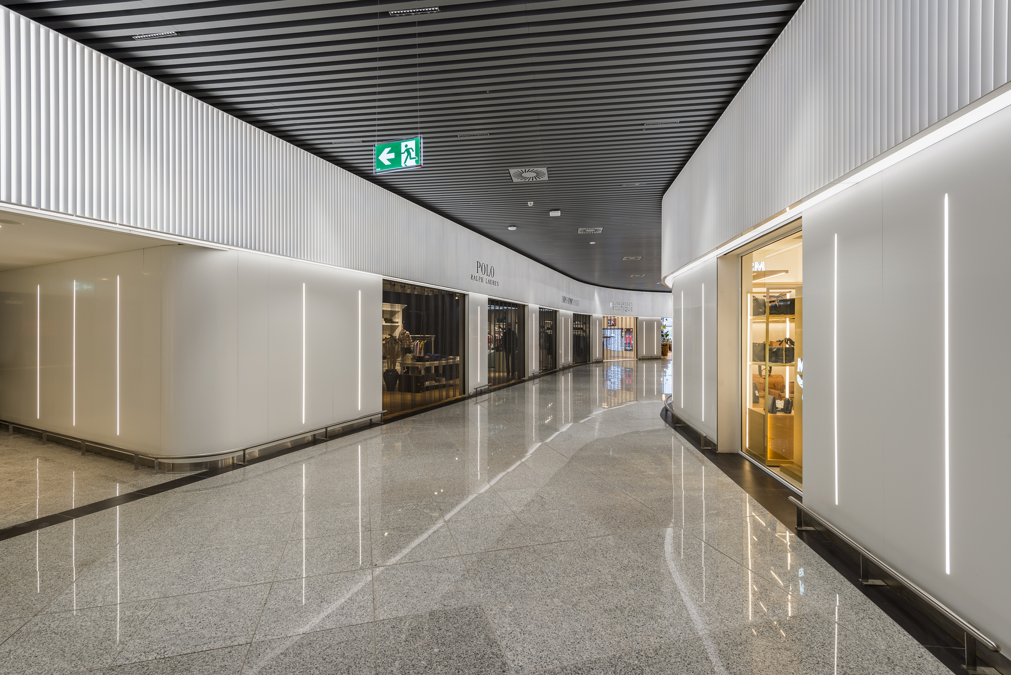 South Wing Expansion - Athens International Airport / Alexandros N. Tombazis and Associates | AVW Architecture-45