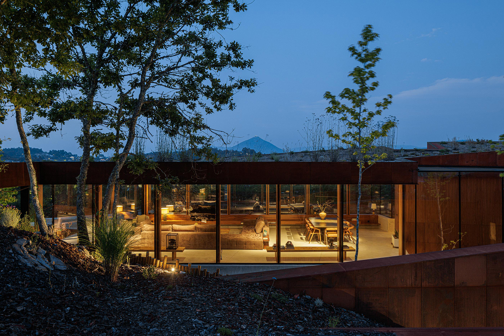耐候之屋（Casa Corten）丨葡萄牙丨HPA Arquitetura e Investimentos-67