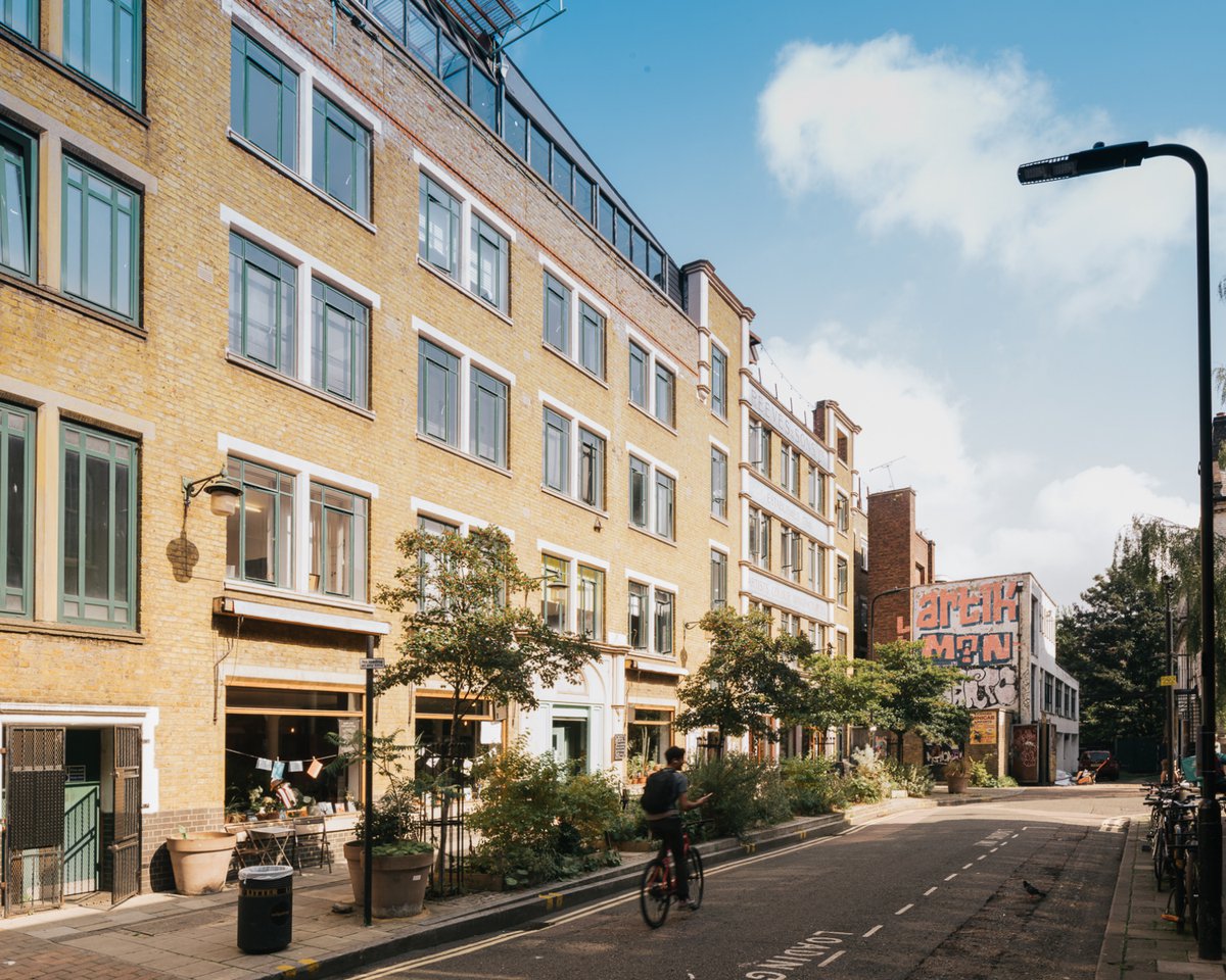 引导式建筑（注：Bootstrap在不同专业领域可能有不同含义，引导式是一种常见理解，具体需结合语境判断） 丨United KingdomLondon丨Erect Architecture-4