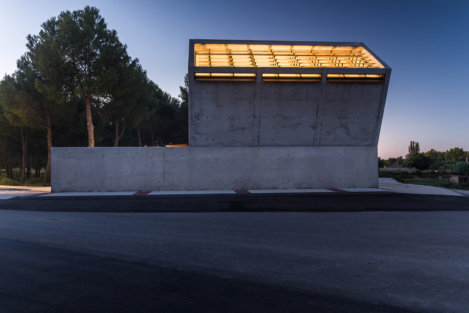 小镇殡仪馆,西班牙 / Juan Carlos Salas-21