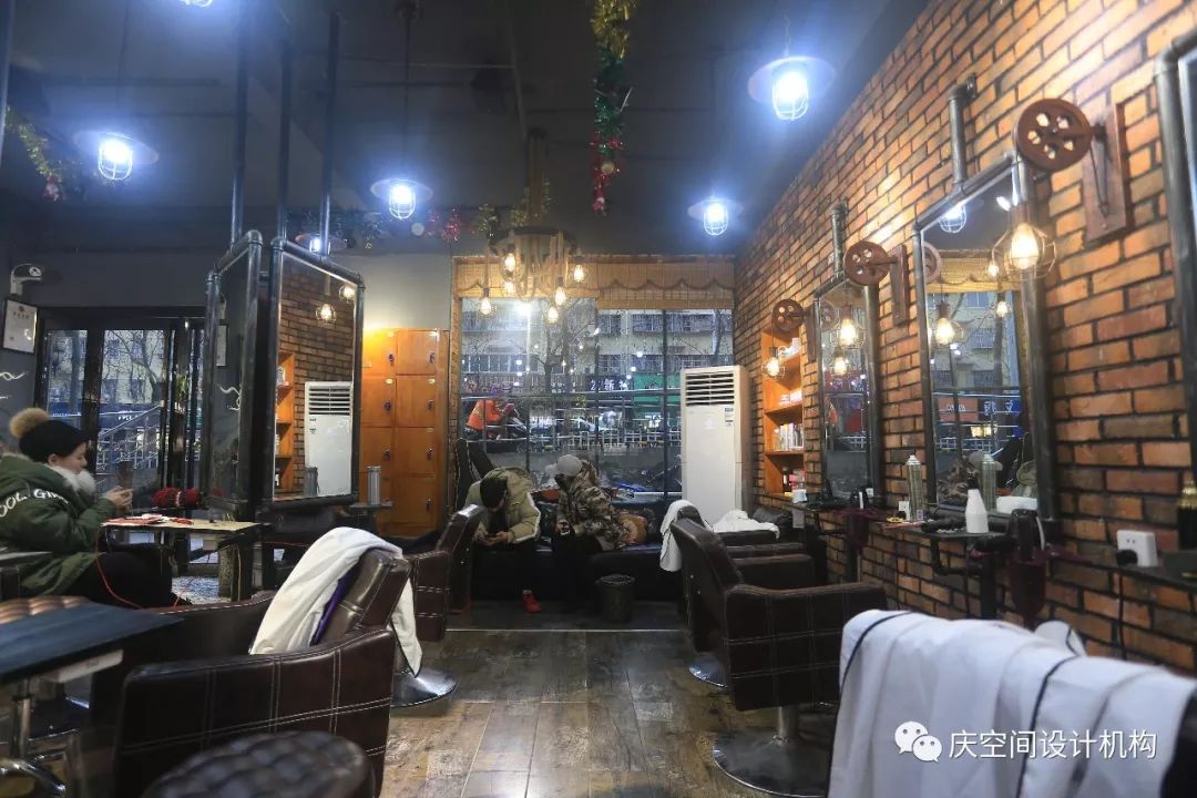 洛阳 LJ 烫染潮店，黑铁工业风的设计魅力-23