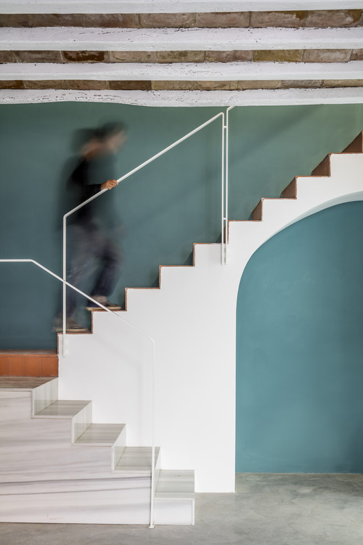 维尔诺瓦老城区的街景之家（CasaLluna）-7