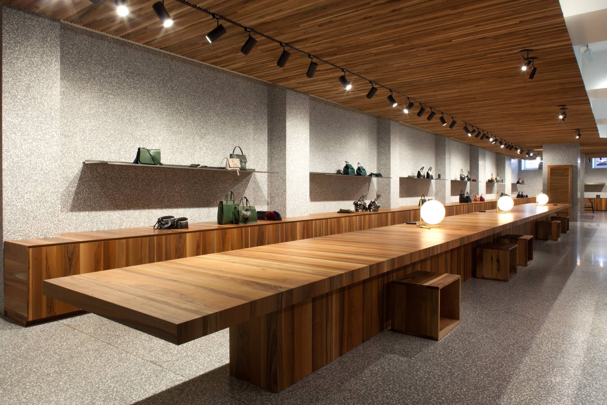 082_showroom gianni chiarini-7