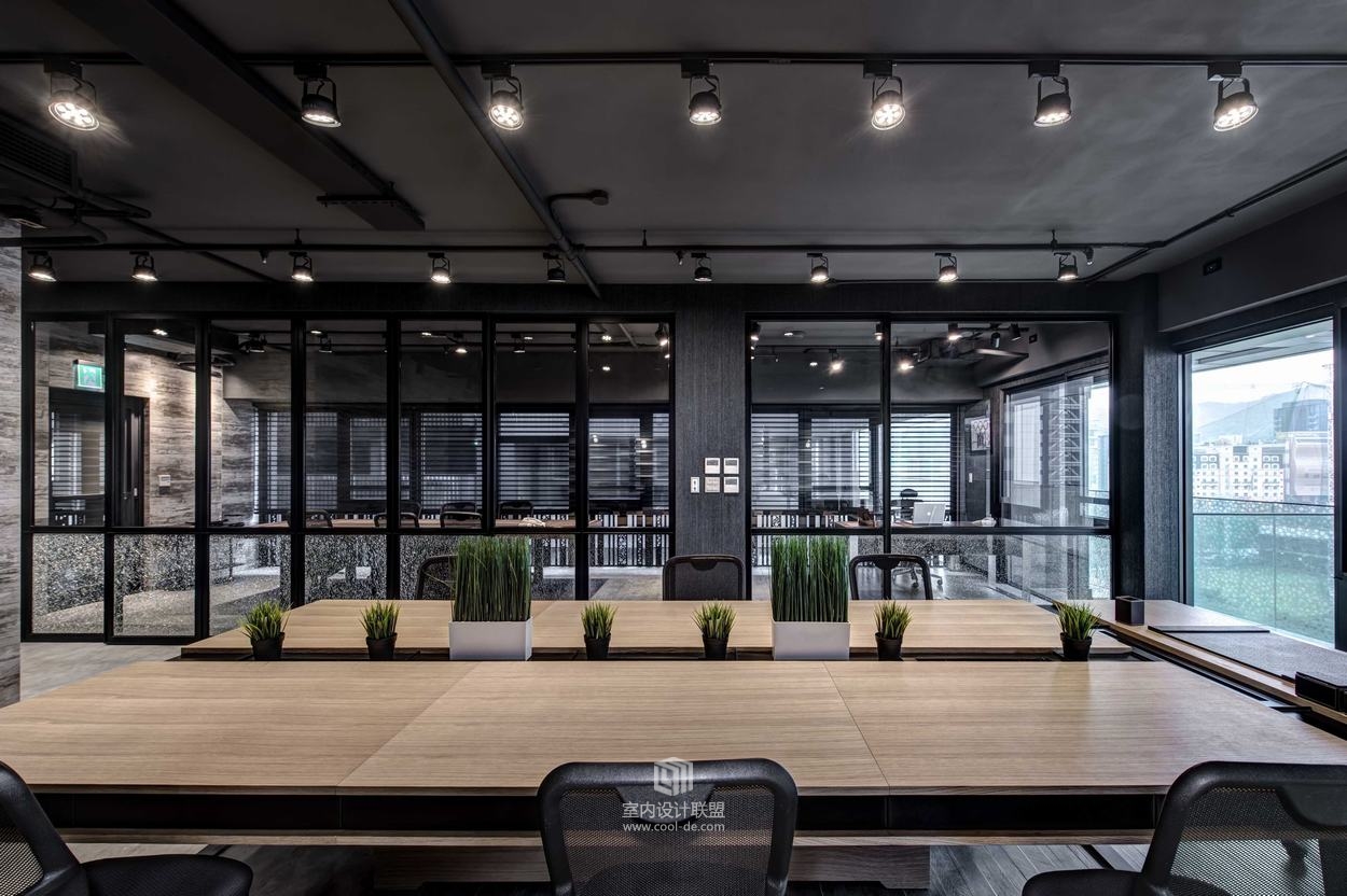 广延设计--华丽上班族　美式电影场景的办公室-11