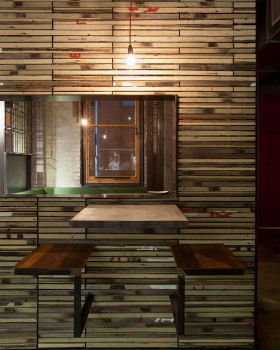 国家的；国民的；全国性的（这里the National可根据具体语境有不同的准确含义，仅从这两个单词来看，常见的形容词含义是上述这些；若结合更具体语境，可能是国家队国家机构等特定表达 ） 丨New ZealandRichmond