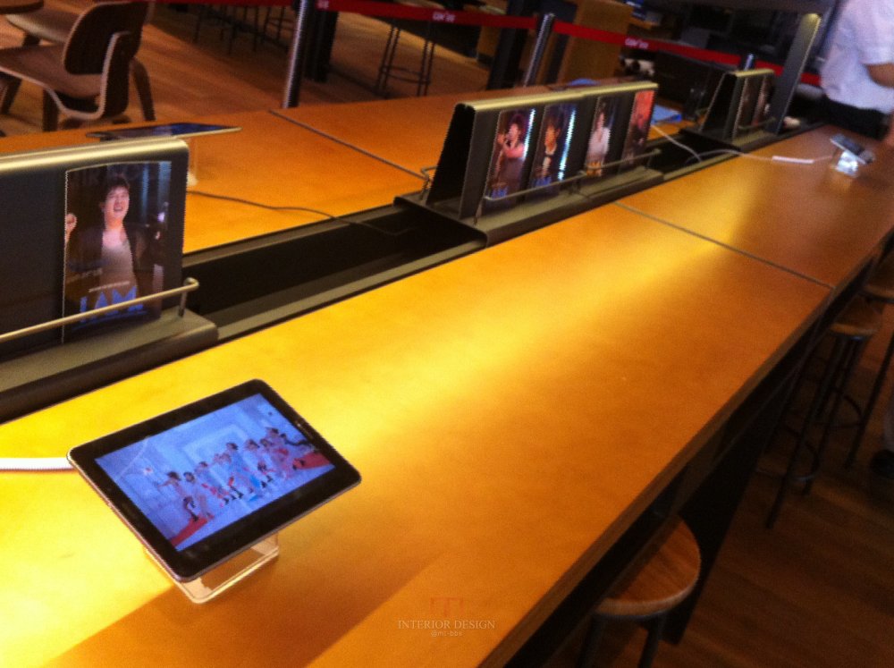 北京 CGV 将台路店港式影院设计风-42