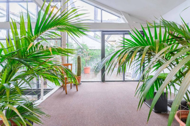 马赛带室内泳池的热带阁楼丨法国马赛丨Rudy Ricciotti-15