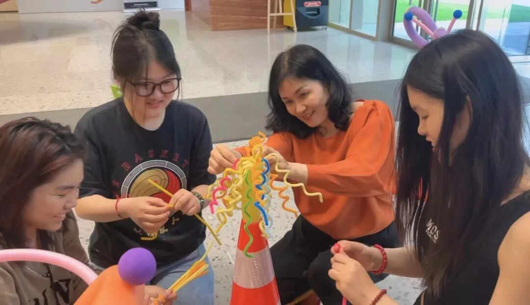 “城市花筒”，中央美院城院师生的“街头小展览”-10