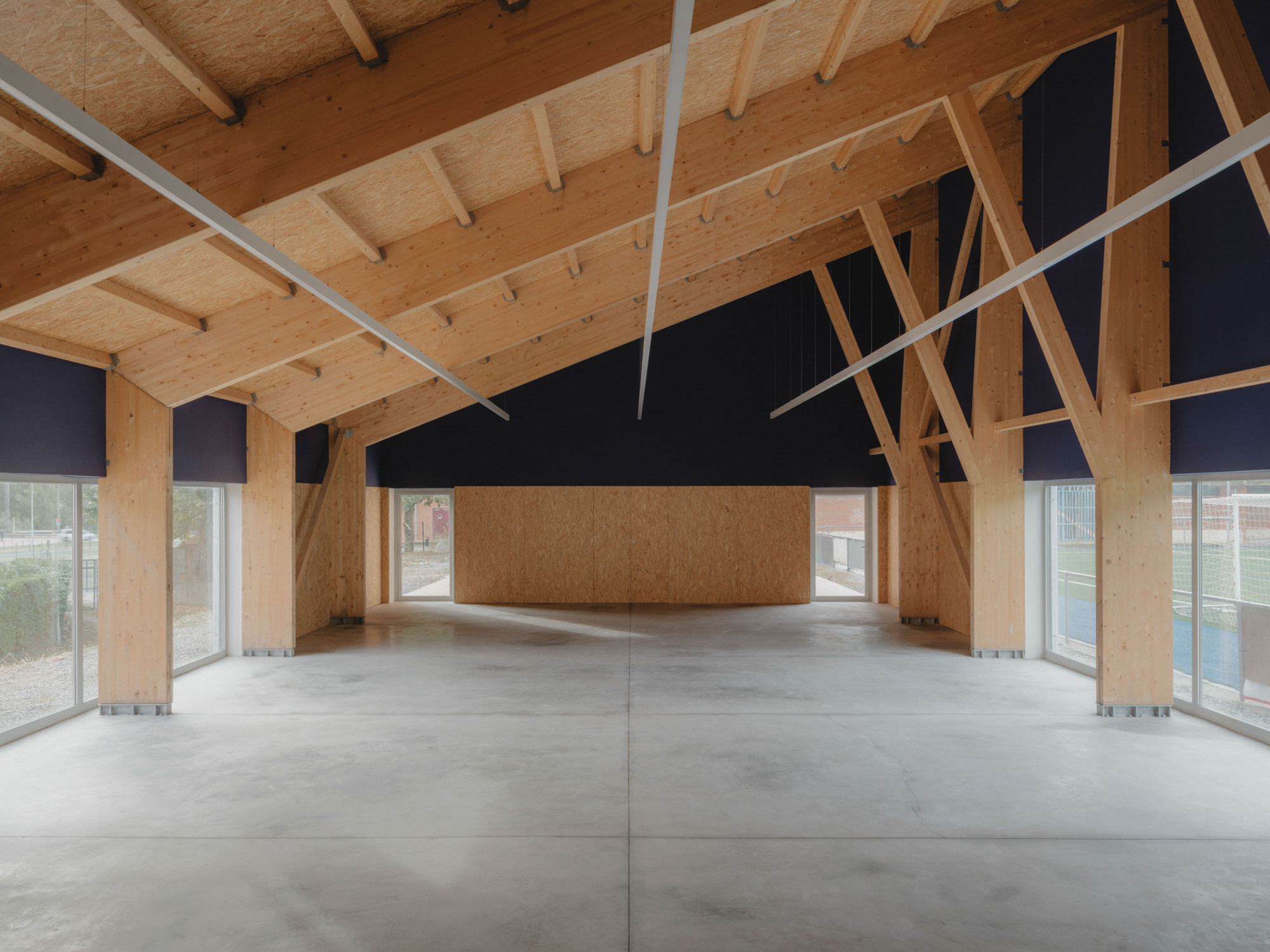 Ripoll - Changing Rooms and a Multi-Purpose Hall / MH.AP Studio + Sergi Serrat-22
